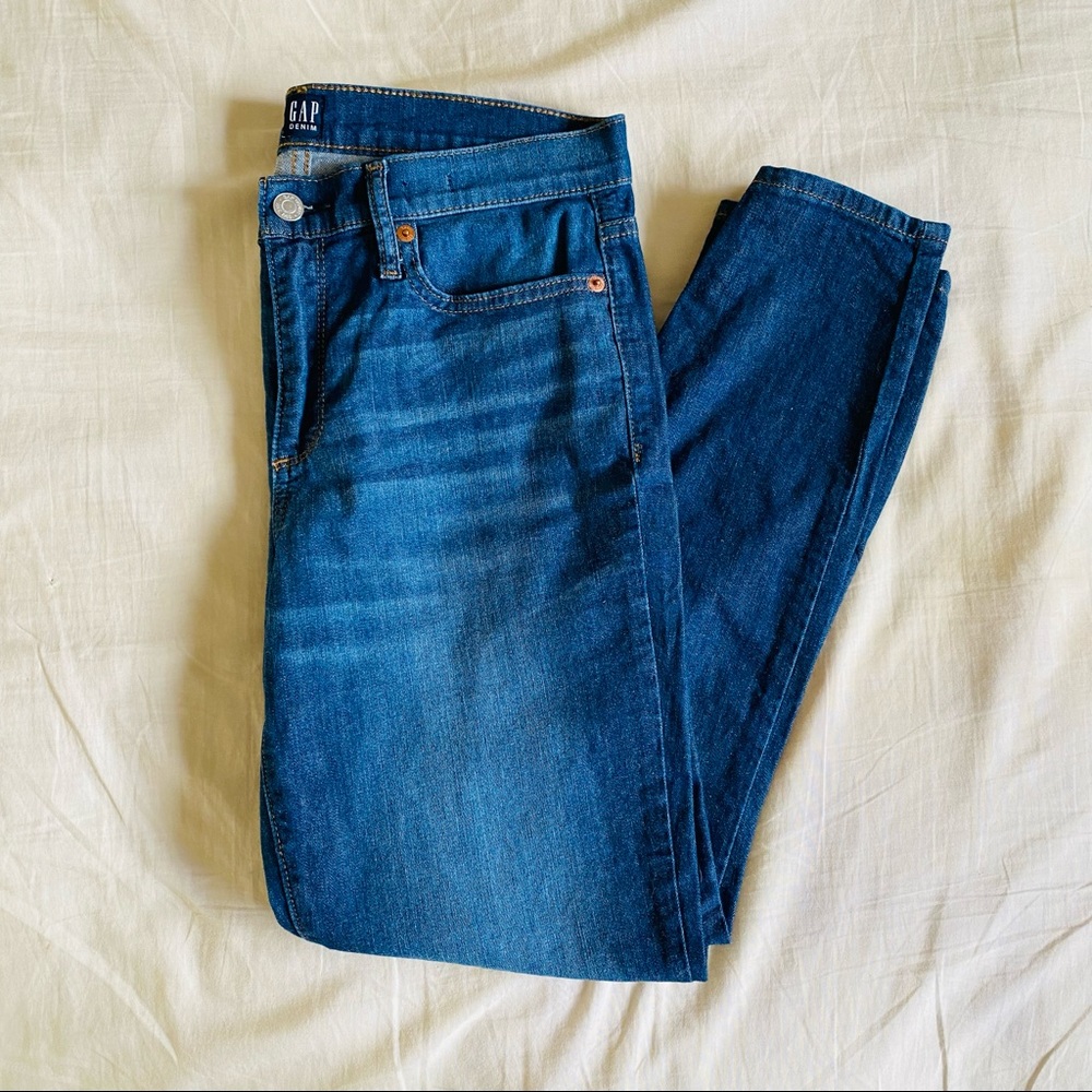 GAP True Skinny Jeans